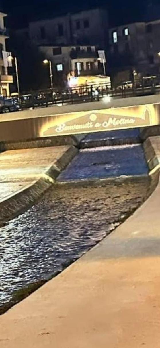 Casa Vacanza La Fontana В'єтрі Екстер'єр фото